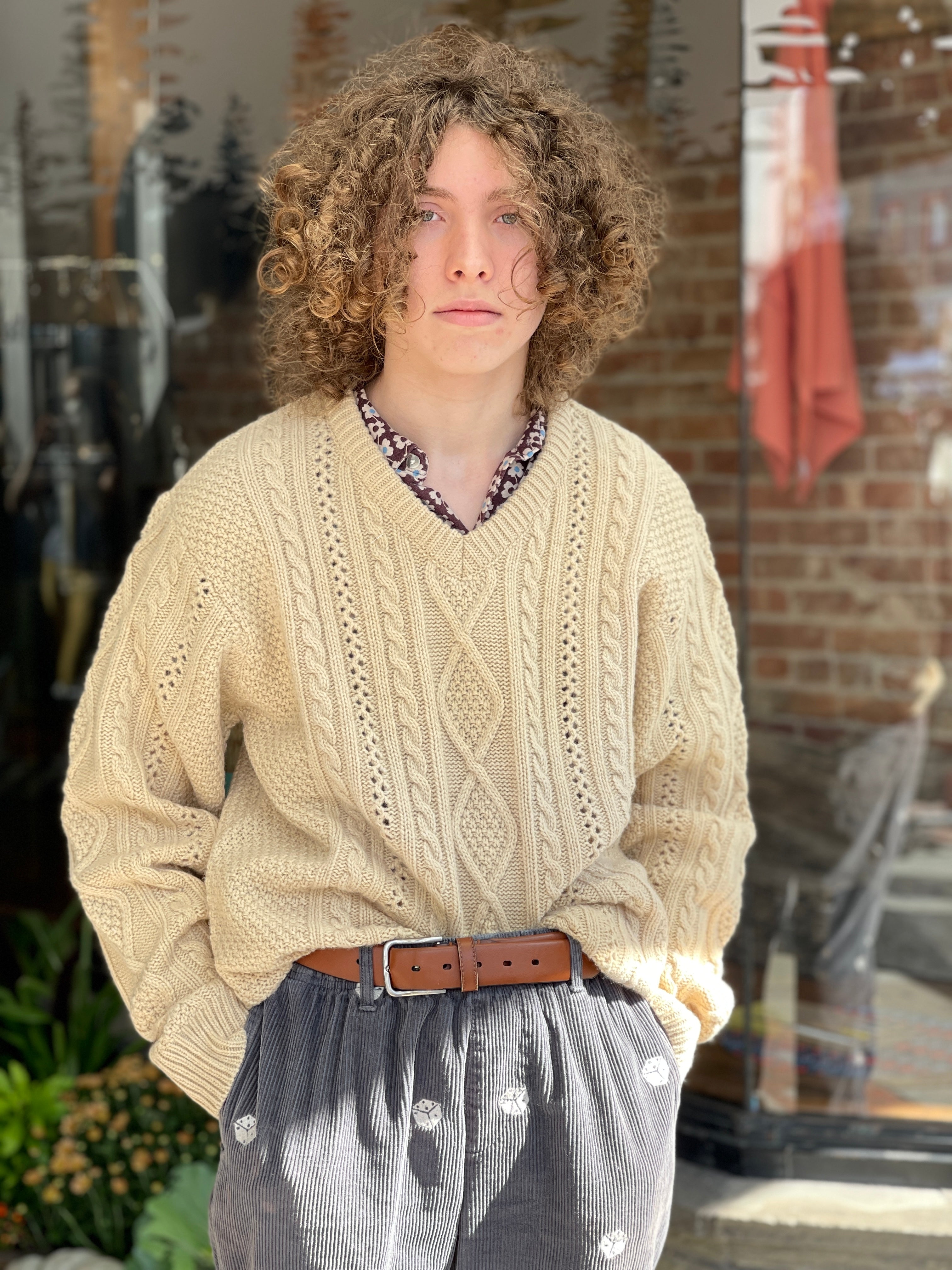Fall Line Cabled V