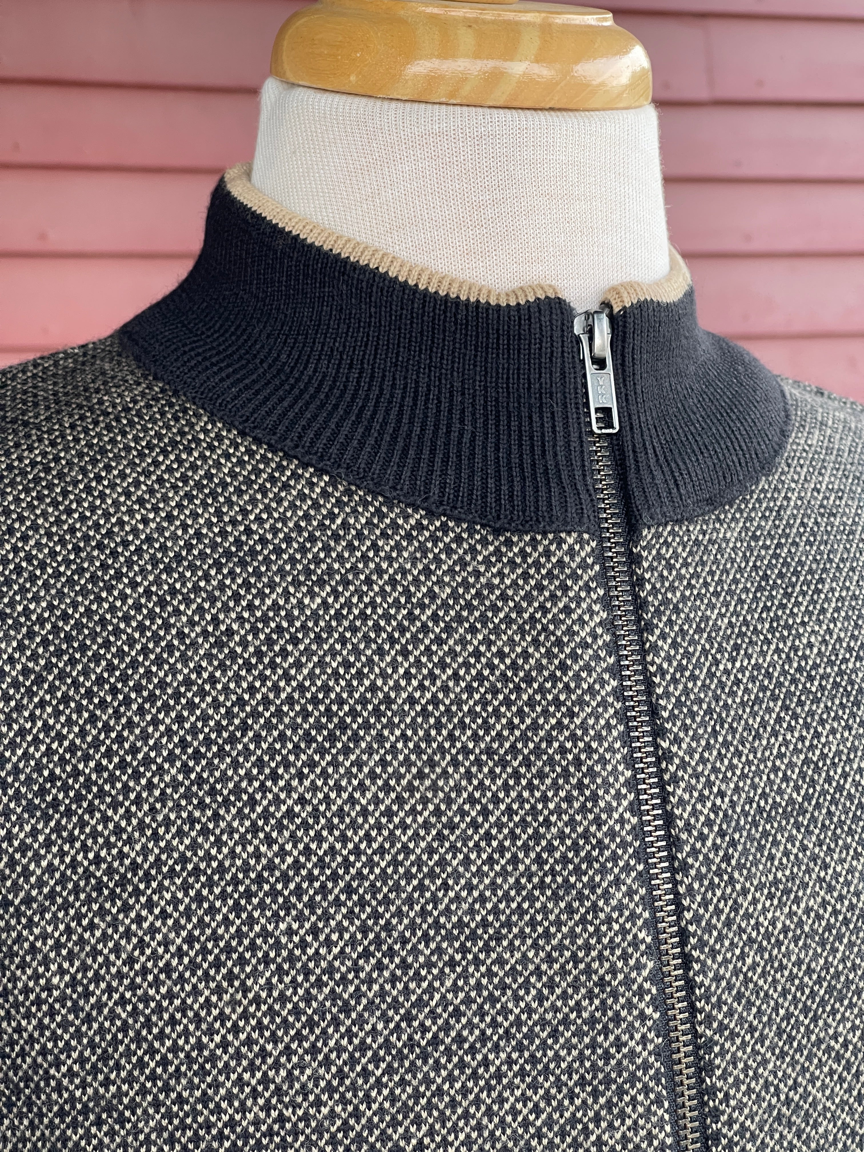 Wool Tavern Full Zip (with pockets)